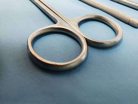 Edelstahlschere im medizinischen Bereich