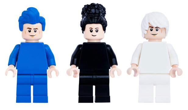Dortmund - Deutschland 19. Januar 2026 - Lego Minifigure in blau, schwarz und wei&szlig;