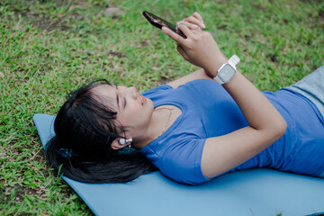 Leisurely Digital Interaction on a Mat