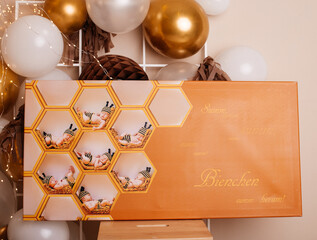 Baby Photo Canvas with Honeycomb Design