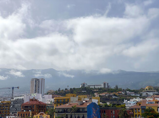 Obraz premium Puerto de la Cruz Cityscape Tenerife