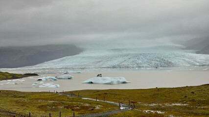 Icebergs at J&ouml;kuls&aacute;rl&oacute;n Glacier Lagoon, Vatnaj&ouml;kull National Park, H&ouml;fn, Iceland South Coast