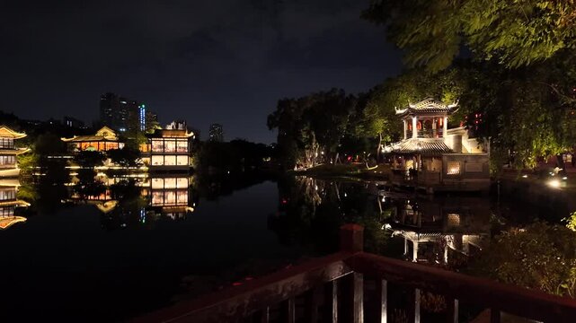 An evening in Lychee Bay. Still water, reflections of traditional pavilions, and warm lantern light. Moments like this make Guangzhou feel less like a megacity and more like a living classical Chinese
