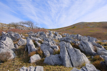 滋賀県の霊仙山、カレンフェルトと経塚山