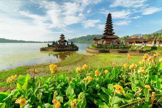 Ulun Danu Beratan (Pura Bratan) in Bali, Indonesia
