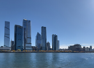 Obraz premium Hudson Yards Skyline with Modern Skyscrapers Along the Hudson River