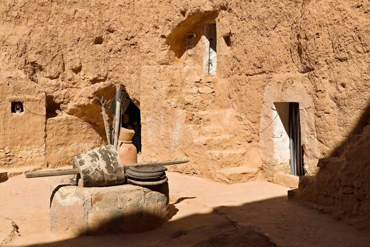 Museum of Troglodyte underground architecture, traditional Berber dwellings in Matmata city. Tunisia. Africa. 