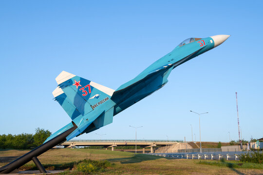 KAMENSK-SHAKHTINSKY, RUSSIA - MAY 20, 2024: Monument to the Su-27 fighter near the Don M-4 highway on a sunny May morning. Kamensk-Shakhtinsky