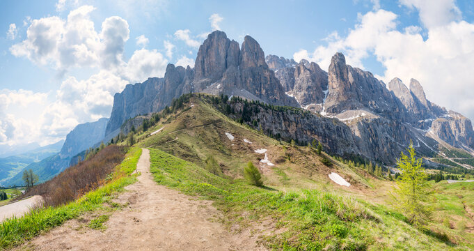 view to Gruppo del Sella mountains, from Passo Gardena, Grodnerjoch, south tyrol