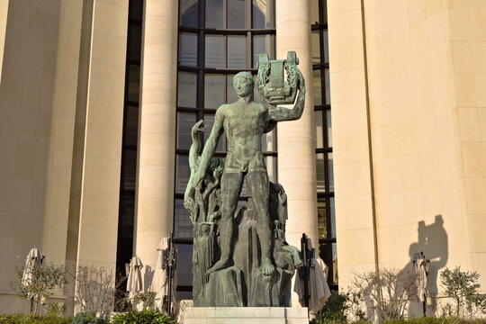 Sculpture of Apollo at Trocadero, Palais de Chaillot  in Paris