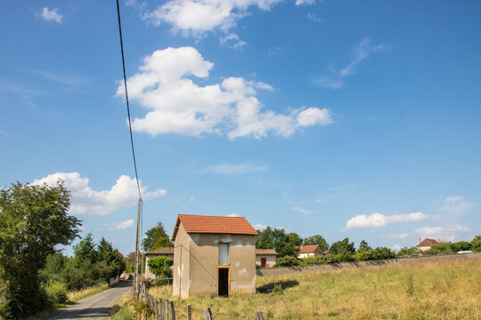 sc&egrave;ne rurale, campagne en France en &eacute;t&eacute;