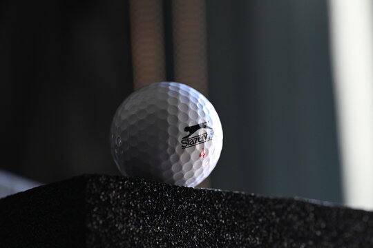 pelota de golf slazenger 