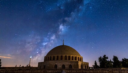 Naklejka premium Spectacular Night Sky with Milky Way Over Dome of the Rock Building in Jerusalem