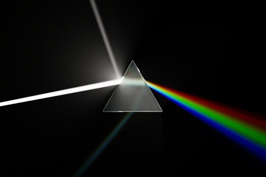 三角プリズムによる光の分光の3Dイラスト