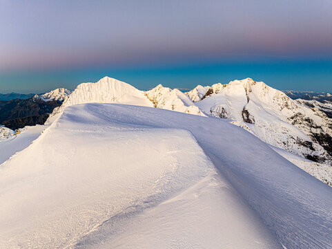 Piz Palu and Piz Bernina covered in snow, Engadin