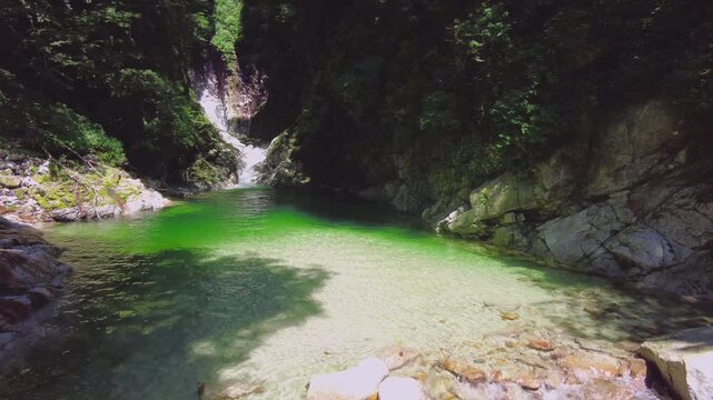 尾白川渓谷　千ヶ淵　夏