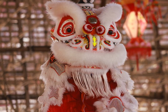 chinese cantonese lion dancing in Hong Kong, Yuen long 