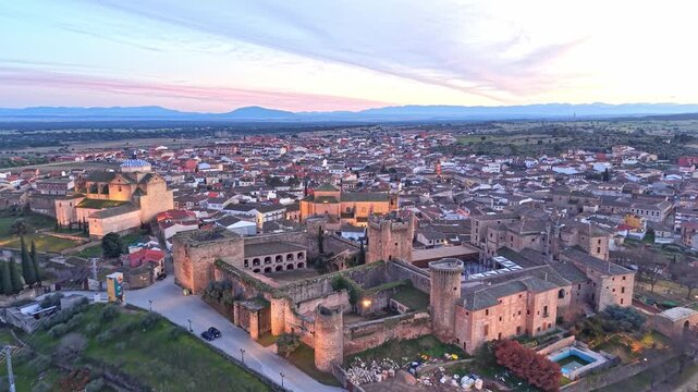 Aerial images of Oropesa in the province of Toledo, during sunset on a clear day, 1-inch sensor, 4k 30fps