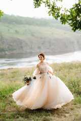 girl are walking in the green hills