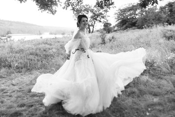 girl are walking in the green hills