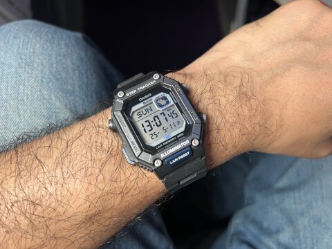 Casio Watch: Digital & Analog Timepieces, Durable Design, Waterproof Models, Sports Watches, Classic Casio Style, Smart Features & Everyday Reliable Wristwear