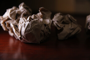 Making ball using recycle paper