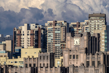 Fototapeta premium The exterior of modern condominiums is used full of glass, including sliding doors, windows and balconies. to avoid feeling cramped in Sao Paulo city