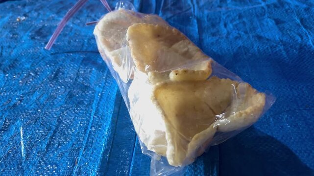 for crackers in plastic
