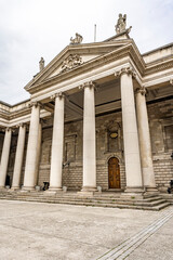 Obraz premium Neoclassical façade of Parliament House, since 1803 has housed the Bank of Ireland, in College Green, Dublin city center, Ireland
