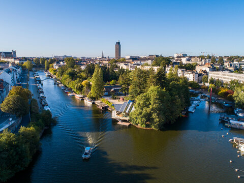 ville de Nantes, l'&icirc;le de Versailles et les bords de l'Erdre