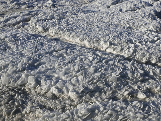 Drift ice on the Elbe in January © Klaus Schulz
