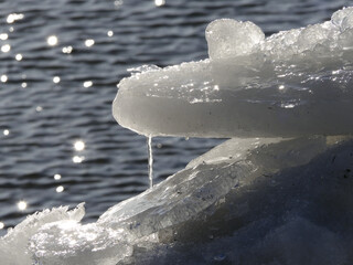 Drift ice on the Elbe in January © Klaus Schulz