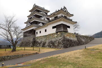 A Japanese castle : a view of the donjon of Ozu-jo Castle in Ozu City in Ehime Prefecture © SAGURI　YUKIO