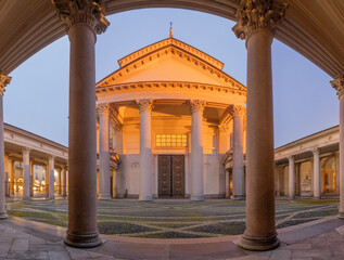 Naklejka premium Novara - The Cathedral - Cattedrale di santa maria assunta at dusk. 