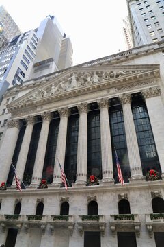 New York Stock Exchange facade on Wall Street (NYSE Building) 