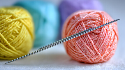 una madeja de hilo con una aguja para coser o tejer carretes de hilo tejido obra de arte accesorios de artesanias 