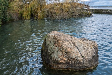 Rivage de Coppet au bord du lac L&eacute;man