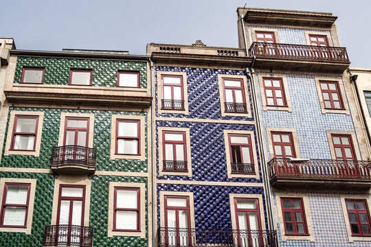 Colorful houses with balconies at Largo de Alberto Pimentel square in Porto, Portugal
