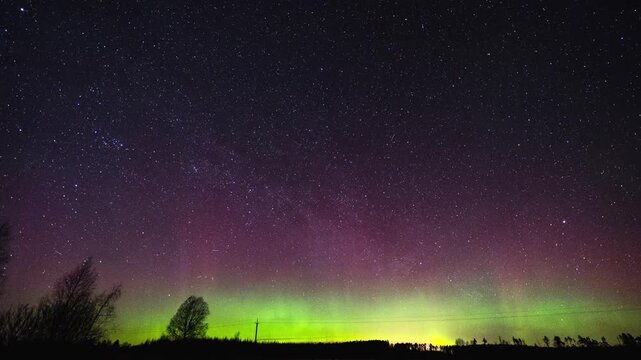 Breathtaking Northern Aurora Timelapse