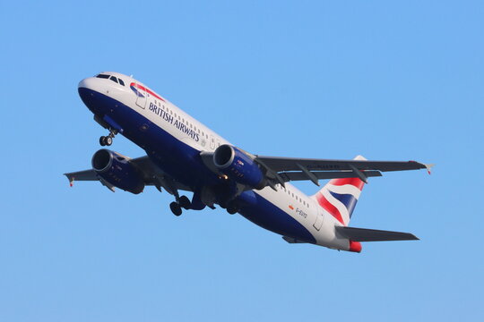 G-EUYD, British Airways, Airbus A320-200, departing Gibraltar Airport on 29th December 2025