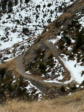 Route de montagne en iver