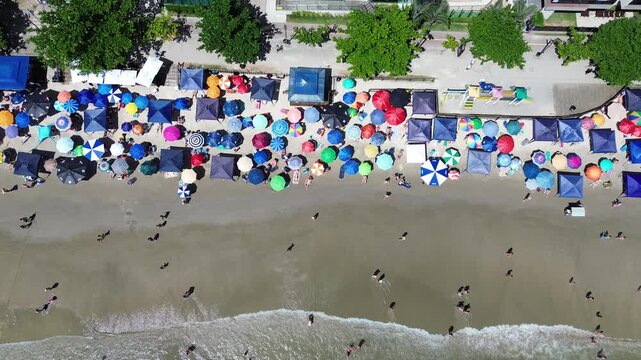 Orla da Meia Praia em Itapema Santa Catarina
