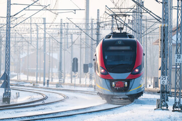 Passenger train.  © Tomasz Warszewski