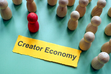 Creator economy with figurines. Independent monetization.