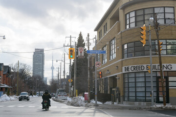 Naklejka premium looking south on Bedford Rd from Davenport Rd incl The Creed Lofts, a condominium complex, located at 295 Davenport Rd, Toronto