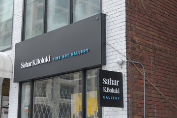 Naklejka premium exterior of Sahar K. Boluki Fine Art Gallery at 160 Davenport Rd, Toronto