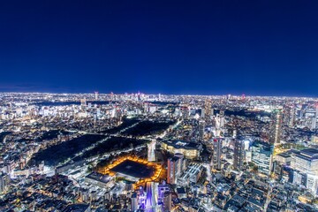 【夜景100選】東京都、六本木ヒルズ東京シティビューから眺める夜景（新宿方面）