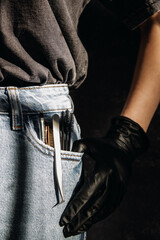 A set of brushes, tweezers and a brush for eyelash extensions in your jeans pocket.