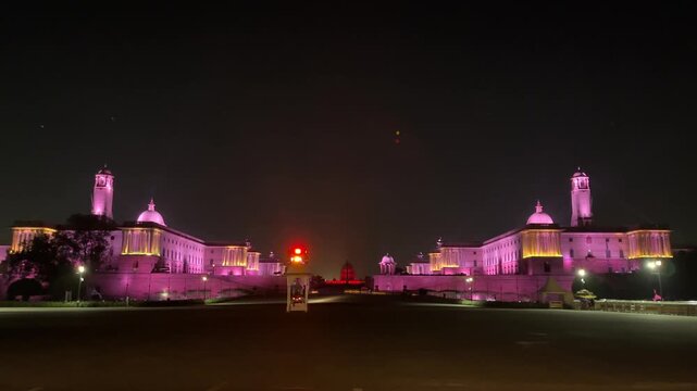 Light show on Rashtrapati Bhavan in Delhi, India
