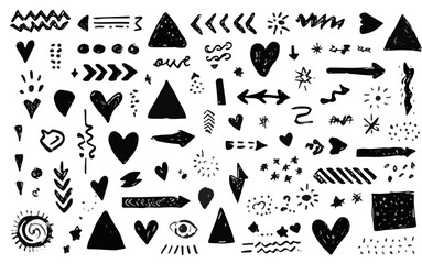 Conjunto de iconos y elementos gr&aacute;ficos dibujados a mano, formas abstractas, corazones, flechas y patrones sobre fondo transparente.